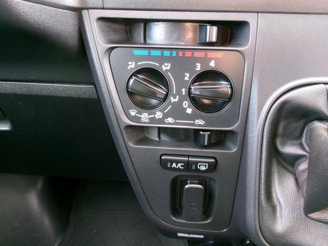 ハイゼットカーゴ クルーズSAIII 4WD 5MT エアコン パワステ パワーウインドウ 両側スライドドア キーレスエントリー(16枚目)