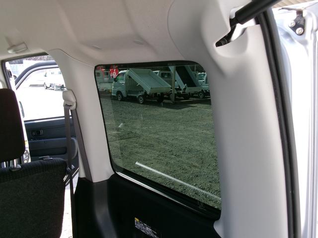 ハイゼットカーゴ クルーズSAIII 4WD 5MT エアコン パワステ パワーウインドウ 両側スライドドア キーレスエントリー(24枚目)