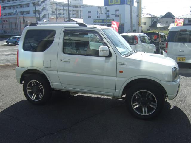 ジムニー ワイルドウインド　社外ナビ　ＴＶ　ＥＴＣ　前後ドライブレコーダー　レザーシート　シートヒーター　ＬＥＤヘッドライト（4枚目）