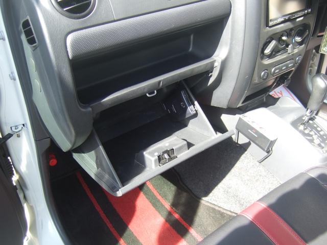 ジムニー ワイルドウインド　社外ナビ　ＴＶ　ＥＴＣ　前後ドライブレコーダー　レザーシート　シートヒーター　ＬＥＤヘッドライト（12枚目）