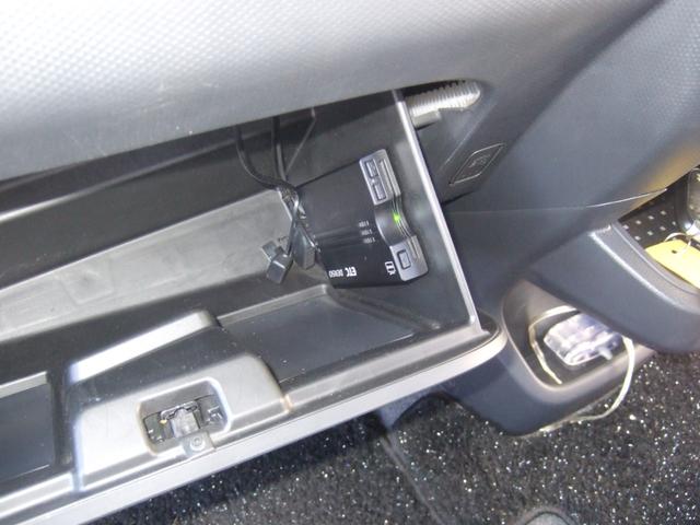 ソリオバンディット ＤＪＥ　社外メモリーナビ　ＴＶ　ＥＴＣ　エンジンスターター　両側パワースライドドア　社外１５インチアルミ　ＨＩＤライト（12枚目）