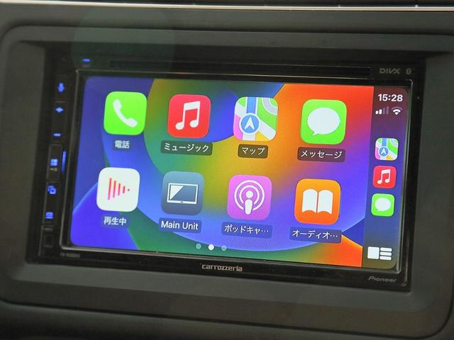 ポロ クロスポロ　ＡｐｐｌｅＣａｒＰｌａｙ／ＡｎｄｒｏｉｄＡｕｔｏ　エンブレムバックカメラ　オートエアコン　クロスポロ専用シート　純正１７インチアルミ　キーレス　グー鑑定車（12枚目）