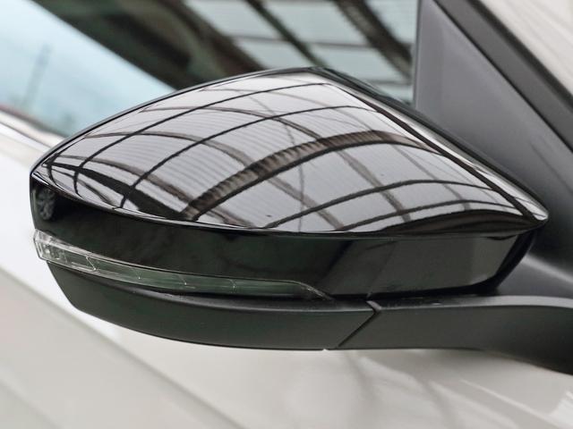 Ｔ－クロス ＴＳＩ　スタイル　デザインパッケージ　アスコットグレー　ダークデニム／チタンブラックシート　デジタルメーター　Ａｐｐｌｅ　ＣａｒＰｌａｙ／Ａｎｄｒｏｉｄ　Ａｕｔｏ　専用１８インチフルブラックホイール　グー鑑定車（60枚目）