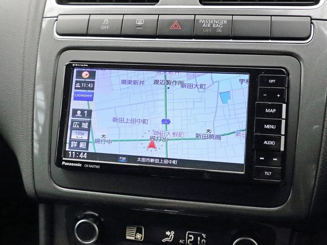 ポロ ＴＳＩハイライン　純正オプションバイキセノンヘッドライト　ＳＤナビ　Ｂｌｕｅｔｏｏｔｈ　バックカメラ　クリアランスソナー　オートエアコン　ＥＴＣ　グー鑑定車（22枚目）