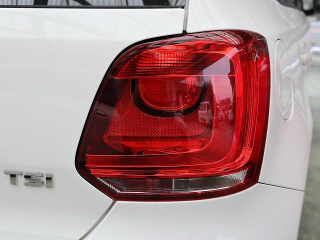 ポロ ＴＳＩハイライン　純正オプションバイキセノンヘッドライト　ＳＤナビ　Ｂｌｕｅｔｏｏｔｈ　バックカメラ　クリアランスソナー　オートエアコン　ＥＴＣ　グー鑑定車（54枚目）