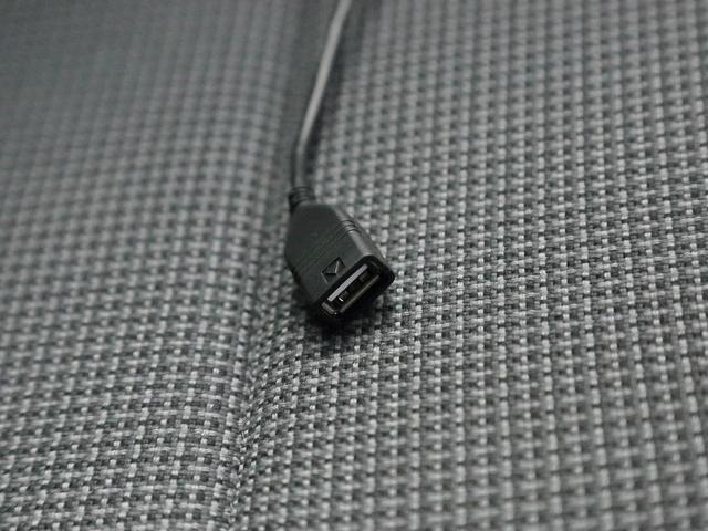 ザ・ビートル デザイン　走行距離１万ｋｍ前半　エンブレムバックカメラ　新品カロッツェリア前後ドラレコ　ＥＴＣ　グー鑑定車（25枚目）