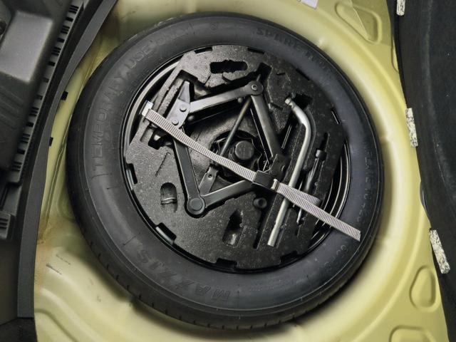 ザ・ビートル デザイン　走行距離１万ｋｍ前半　エンブレムバックカメラ　新品カロッツェリア前後ドラレコ　ＥＴＣ　グー鑑定車（38枚目）