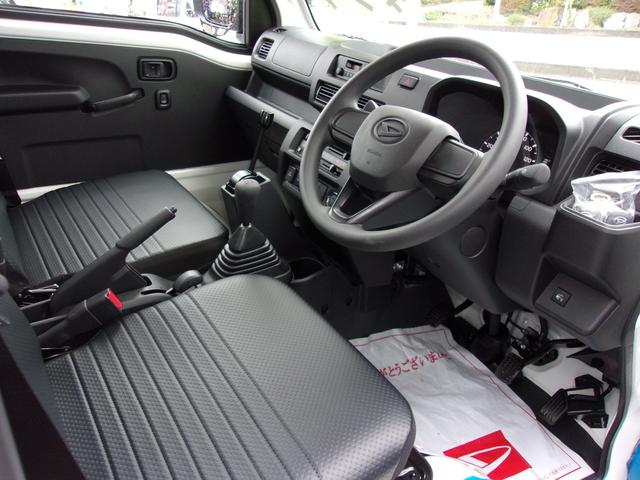 ハイゼットトラック 多目的ダンプ　届出済未使用車　４ＷＤ　５速マニュアル　ＰＴО式　ＬＥＤ・省力パック　スマートアシスト　アイドリングストップ　キーフリーシステム　プッシュスタート　パワーウィンド　ＬＥＤヘッドランプ　フォグランプ（9枚目）