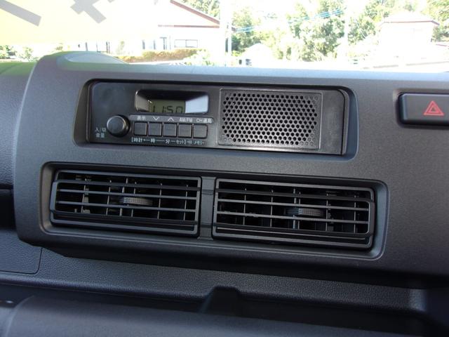 ハイゼットトラック ローダンプ　届出済未使用車　４ＷＤ　５速マニュアル　電動式ダンプ　スマートアシスト　アイドリングストップ　エアコン　パワステ　ＡＢＳ　Ｗエアバッグ（12枚目）