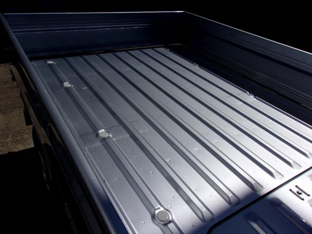 ハイゼットトラック ローダンプ　届出済未使用車　４ＷＤ　５速マニュアル　電動式ダンプ　スマートアシスト　アイドリングストップ　エアコン　パワステ　ＡＢＳ　Ｗエアバッグ（22枚目）