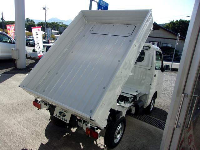 ハイゼットトラック ローダンプ　届出済未使用車　４ＷＤ　５速マニュアル　電動式ダンプ　スマートアシスト　アイドリングストップ　エアコン　パワステ　ＡＢＳ　Ｗエアバッグ（28枚目）
