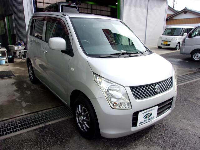 ワゴンR 車いす移動車 前部固定ベルト仕様車 電動固定・リヤシート付 キーレス 社外アルミホイール(19枚目)