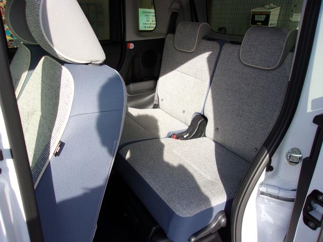 ムーヴキャンバス ストライプスG 4WD キーフリー プッシュスタート スマートアシスト アイドリングストップ 両側パワースライドドア LEDヘッドランプ フォグランプ 両席シートヒーター 純正ナビ装着用アップグレードパック(5枚目)