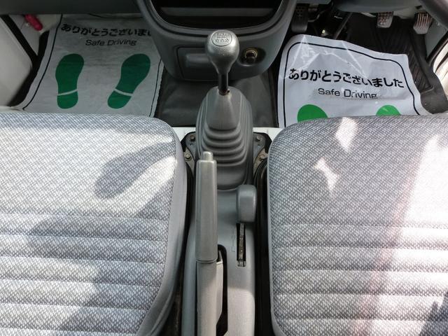ハイゼットトラック 農用スペシャルＶＳ　４ＷＤ　５ＭＴ　三方開　エアコン　純正ラジオ　ゲートプロテクター　荷台作業灯　ライトレベライザー　ドアバイザー（26枚目）