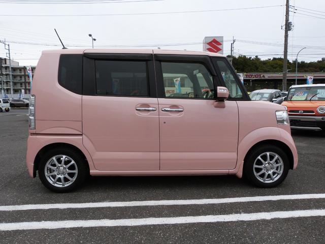 N-BOX G・Lパッケージ シティブレーキアクティブシステム 片側パワースライドドア リアドアロールサンシェイド アイドリングストップ 純正ナビ バックカメラ 地デジTV Bluetoothオーディオ リアモニター スマートキー(4枚目)