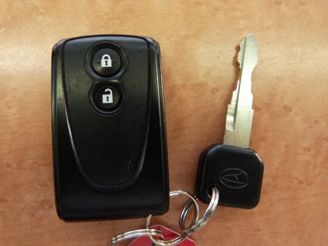 コペン セロ　ナビ　フルセグＴＶ　Ｂｌｕｅｔｏｏｔｈオーディオ　エコアイドル　ＬＥＤヘッドランプ　オートライト　前席シートヒーター　ＥＴＣ　純正アルミ　プッシュスタート　スマートキー（45枚目）