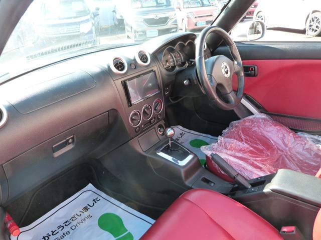 コペン アクティブトップ　電動オープン　ＭＴモード付き　赤レザーシート　シートヒーター　フォグランプ　社外ナビ　フルセグＴＶ　Ｂｌｕｅｔｏｏｔｈオーディオ　純正アルミ　キーレス（20枚目）