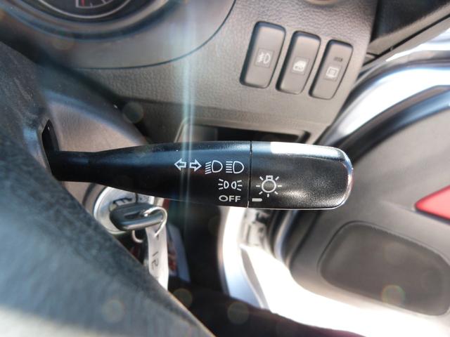 コペン アクティブトップ　電動オープン　ＭＴモード付き　赤レザーシート　シートヒーター　フォグランプ　社外ナビ　フルセグＴＶ　Ｂｌｕｅｔｏｏｔｈオーディオ　純正アルミ　キーレス（24枚目）