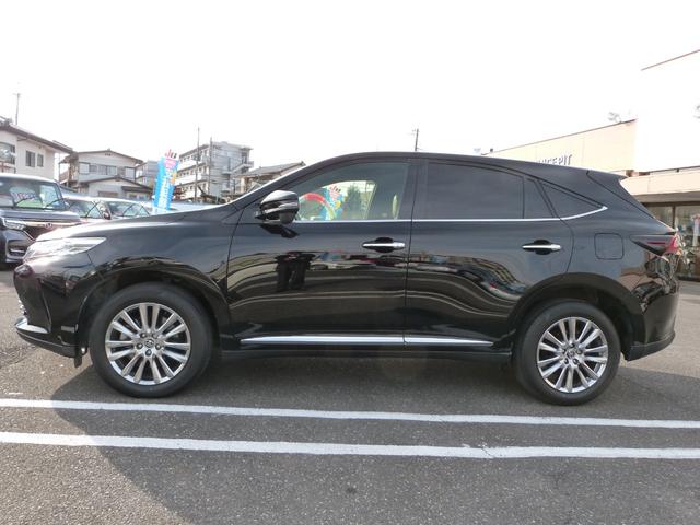 ハリアー プレミアム　トヨタセーフティセンス　運転席パワーシート　パワーバックドア　電動パーキングブレーキ　電動チルト＆テレスコピックステアリング　電動サンルーフ　オートハイビーム　ナビ　バックカメラ　フルセグＴＶ（5枚目）