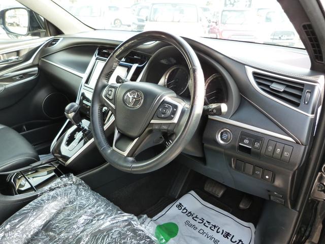 ハリアー プレミアム　トヨタセーフティセンス　運転席パワーシート　パワーバックドア　電動パーキングブレーキ　電動チルト＆テレスコピックステアリング　電動サンルーフ　オートハイビーム　ナビ　バックカメラ　フルセグＴＶ（10枚目）