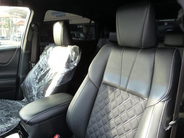 ハリアー プレミアム　トヨタセーフティセンス　運転席パワーシート　パワーバックドア　電動パーキングブレーキ　電動チルト＆テレスコピックステアリング　電動サンルーフ　オートハイビーム　ナビ　バックカメラ　フルセグＴＶ（15枚目）