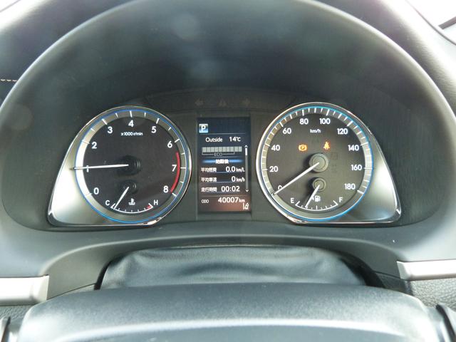 ハリアー プレミアム　トヨタセーフティセンス　運転席パワーシート　パワーバックドア　電動パーキングブレーキ　電動チルト＆テレスコピックステアリング　電動サンルーフ　オートハイビーム　ナビ　バックカメラ　フルセグＴＶ（30枚目）