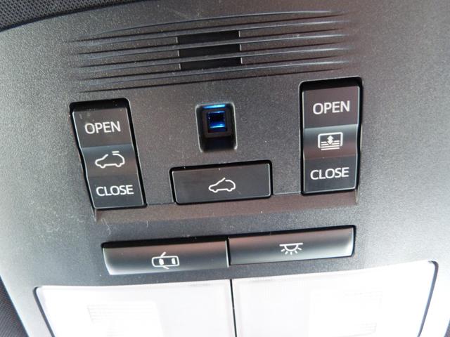 ハリアー プレミアム　トヨタセーフティセンス　運転席パワーシート　パワーバックドア　電動パーキングブレーキ　電動チルト＆テレスコピックステアリング　電動サンルーフ　オートハイビーム　ナビ　バックカメラ　フルセグＴＶ（38枚目）