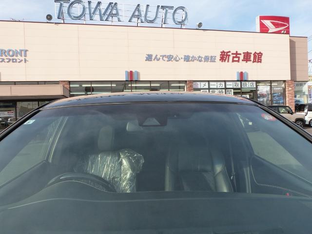 ハリアー プレミアム　トヨタセーフティセンス　運転席パワーシート　パワーバックドア　電動パーキングブレーキ　電動チルト＆テレスコピックステアリング　電動サンルーフ　オートハイビーム　ナビ　バックカメラ　フルセグＴＶ（42枚目）