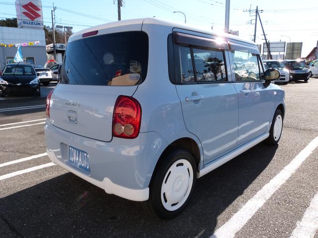 アルトラパン リミテッド　ツートンカラー　ＣＤオーディオ　電動格納ドアミラー　シートヒーター　ライトレベライザー　プッシュスタート　スマートキー　ＥＴＣ　ドアバイザー（8枚目）