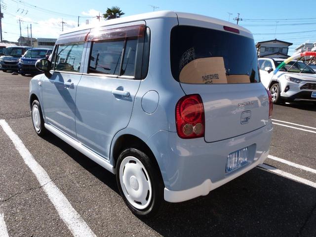 アルトラパン リミテッド　ツートンカラー　ＣＤオーディオ　電動格納ドアミラー　シートヒーター　ライトレベライザー　プッシュスタート　スマートキー　ＥＴＣ　ドアバイザー（10枚目）