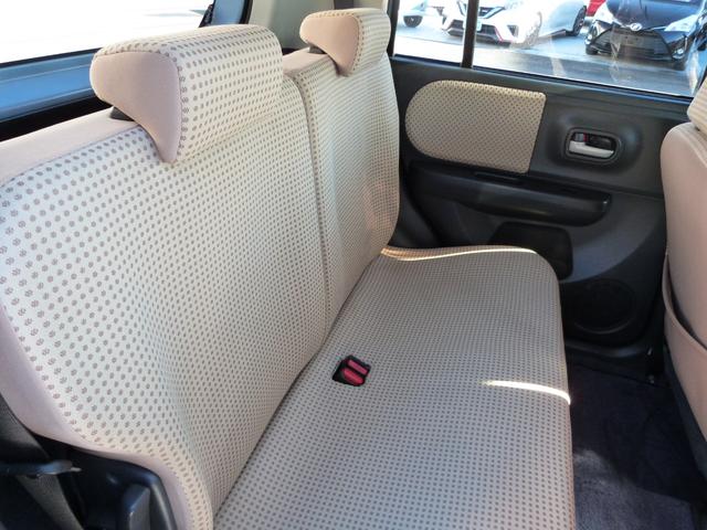 アルトラパン リミテッド　ツートンカラー　ＣＤオーディオ　電動格納ドアミラー　シートヒーター　ライトレベライザー　プッシュスタート　スマートキー　ＥＴＣ　ドアバイザー（12枚目）