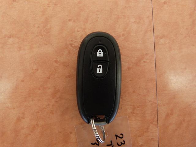 アルトラパン リミテッド　ツートンカラー　ＣＤオーディオ　電動格納ドアミラー　シートヒーター　ライトレベライザー　プッシュスタート　スマートキー　ＥＴＣ　ドアバイザー（32枚目）