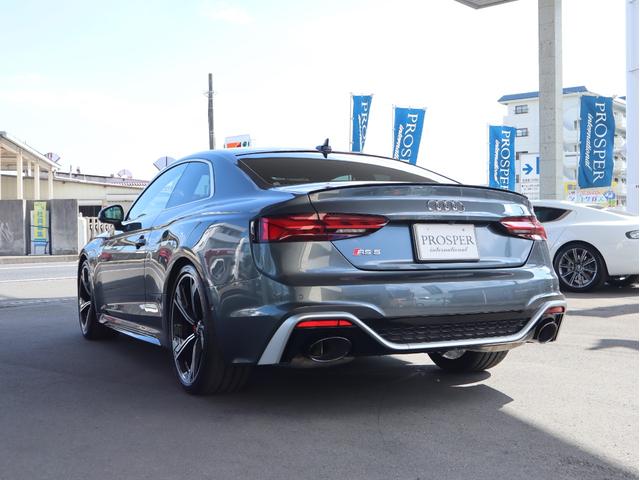 ＲＳ５ 右ハンドル　ワンオーナー　ディーラー車（8枚目）