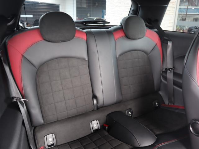 ＭＩＮＩ ジョンクーパーワークス　右ハンドル　ディーラー車（14枚目）