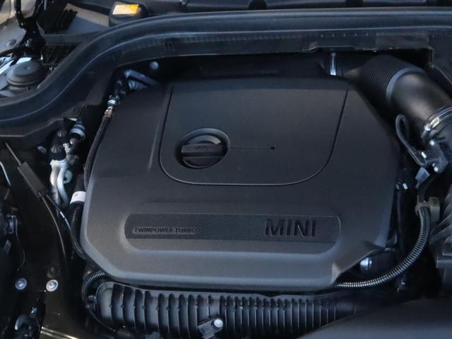ＭＩＮＩ ジョンクーパーワークス　右ハンドル　ディーラー車（17枚目）