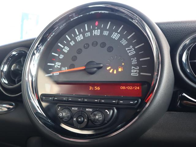 ＭＩＮＩ ジョンクーパーワークス　６速ＭＴ車　右ハンドル　ディーラー車（9枚目）