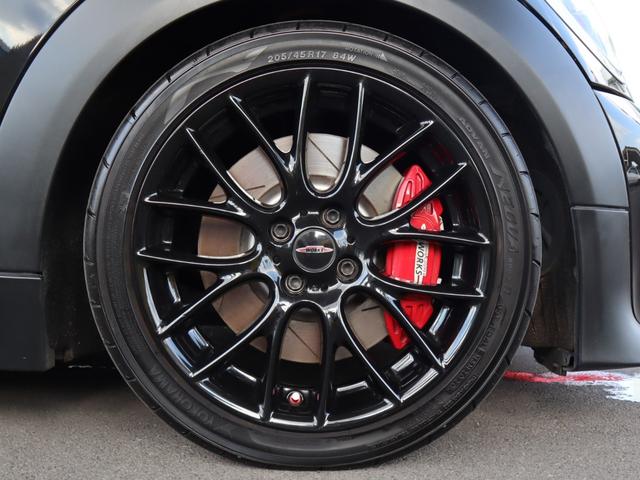 ＭＩＮＩ ジョンクーパーワークス　６速ＭＴ車　右ハンドル　ディーラー車（19枚目）
