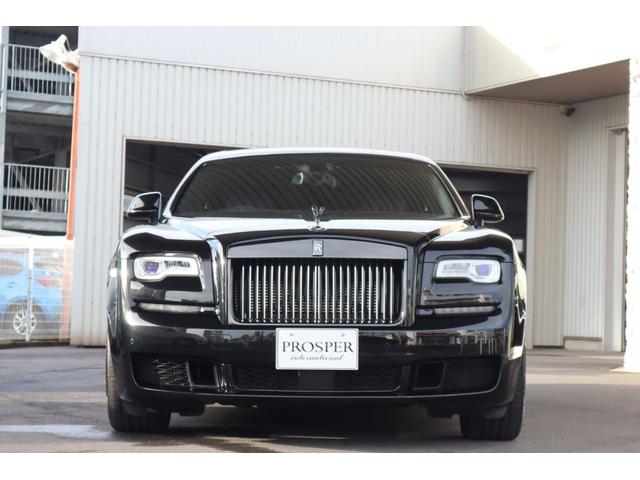 ゴーストII ブラックバッジ　スターライトヘッドライナー　コーチライン　右ハンドル　ディーラー車（2枚目）