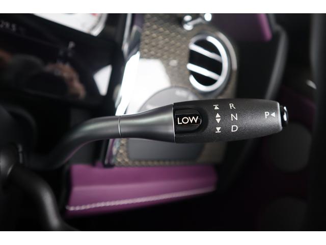 ゴーストII ブラックバッジ　スターライトヘッドライナー　コーチライン　右ハンドル　ディーラー車（11枚目）