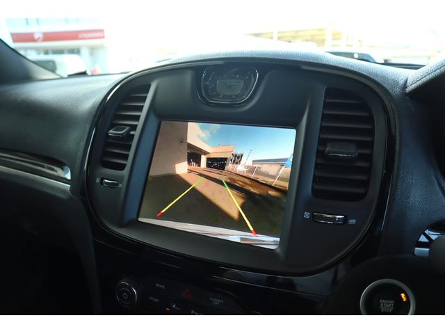 クライスラー・３００ ３００Ｓ　右ハンドル　ディーラー車（10枚目）