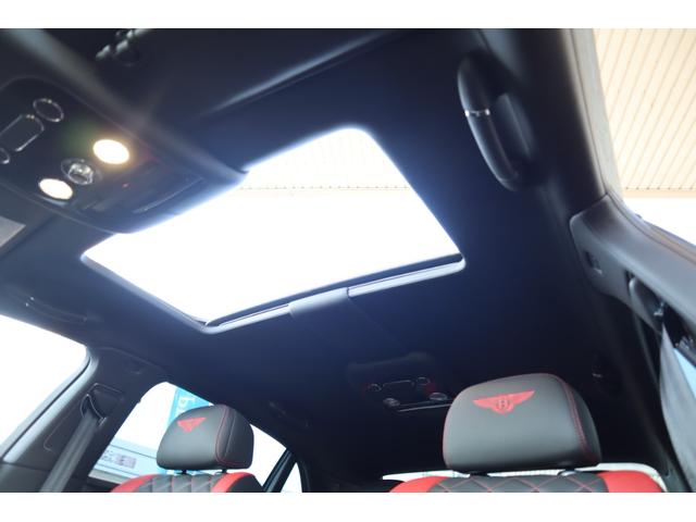 フライングスパー Ｗ１２Ｓ　マリナードライビングスペック　コンフォートスペック　左ハンドル　ディーラー車（12枚目）