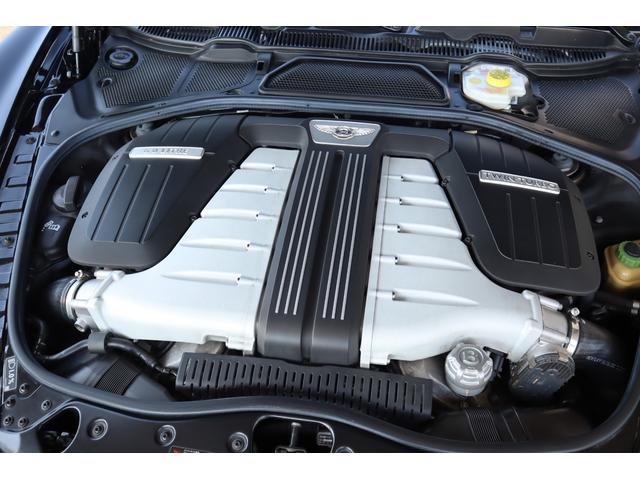 フライングスパー Ｗ１２Ｓ　マリナードライビングスペック　コンフォートスペック　左ハンドル　ディーラー車（17枚目）