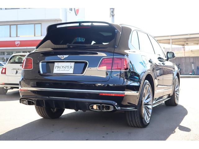 ベンテイガ スピード　Ｗ１２　センテナリースペック　ツーリングスペック　フロントシートコンフォートスペック　ＭＡＮＳＯＲＹ（Ｆ，Ｓ、Ｒ）エアロ　左ハンドル　ディーラー車（7枚目）