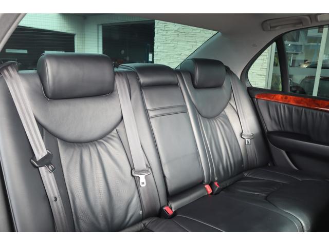 セルシオ ｅＲ仕様　純正エアロ装着車　右ハンドル　ワンオーナー　Ｄ車（14枚目）