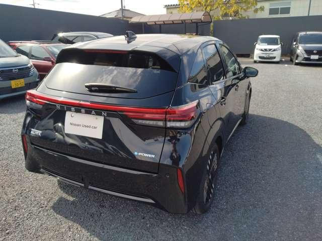 オーラ 1.2 G レザーエディション 日産コネクトナビ/フルセグTV/アラウンドビューモニター/プロパイロット/本革シート/禁煙車/LEDヘッドライト/ETC/インテリジェントキー/AW/BOSEサウンドシステム/当社試乗車/(2枚目)