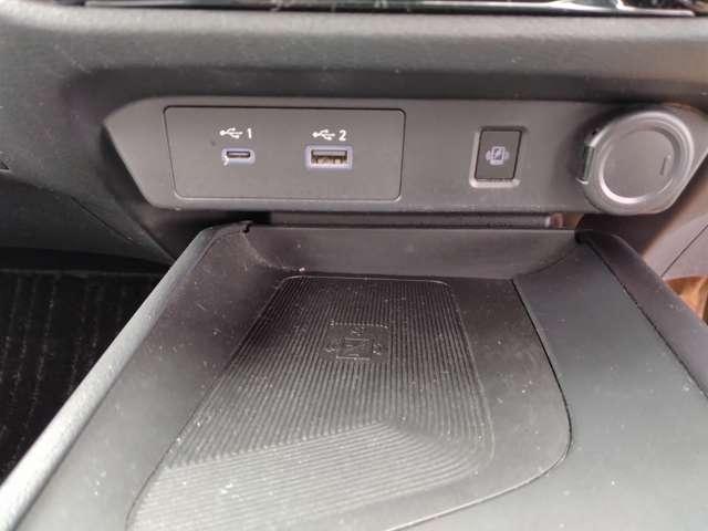 ノート １．２　Ｘ　日産コネクトナビ／フルセグＴＶ／アラウンドビューモニター／ＬＥＤヘッドライト／衝突被害軽減ブレ－キ／ＥＴＣ／プロパイロット／インテリジェントキー　ワンオーナー／前後ドラレコ／（8枚目）