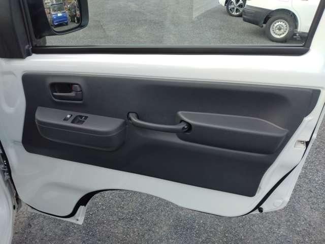 ミニキャブトラック ６６０　みのり　４ＷＤ／キーレス／５速マニュアル／衝突軽減ブレーキ／パワステ／エアコン／レーンアシスト／アイドリングストップ／Ｗエアバッグ／ＡＢＳ／禁煙車／記録簿／キーレス／踏み間違い防止／リア強化サスペンション（14枚目）