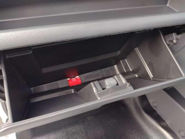 ミニキャブトラック ６６０　みのり　４ＷＤ／キーレス／５速マニュアル／衝突軽減ブレーキ／パワステ／エアコン／レーンアシスト／アイドリングストップ／Ｗエアバッグ／ＡＢＳ／禁煙車／記録簿／キーレス／踏み間違い防止／リア強化サスペンション（16枚目）