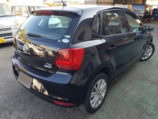 ポロ TSIコンフォートラインアップグレードパック ワンオーナー・キーレス・Wエアバッグ・ABS・FOGランプ・前後ドラレコ・アップグレードパッケージ・15アルミ・オートライト・バックモニター・禁煙車・アイドリングストップ(5枚目)