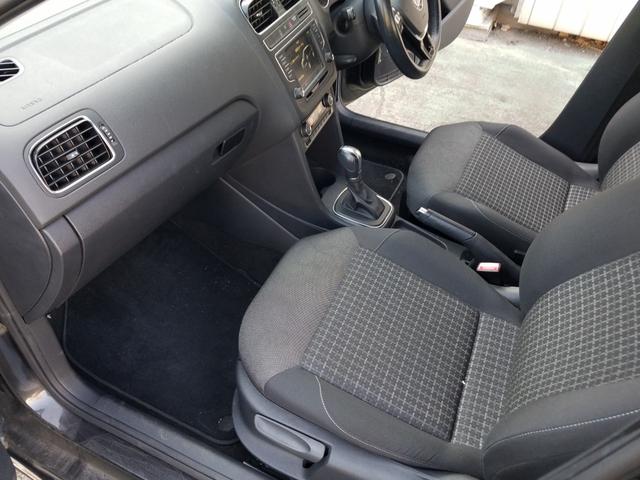 ポロ TSIコンフォートラインアップグレードパック ワンオーナー・キーレス・Wエアバッグ・ABS・FOGランプ・前後ドラレコ・アップグレードパッケージ・15アルミ・オートライト・バックモニター・禁煙車・アイドリングストップ(24枚目)